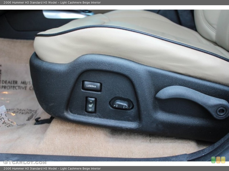 Light Cashmere Beige Interior Controls for the 2006 Hummer H3  #88571579