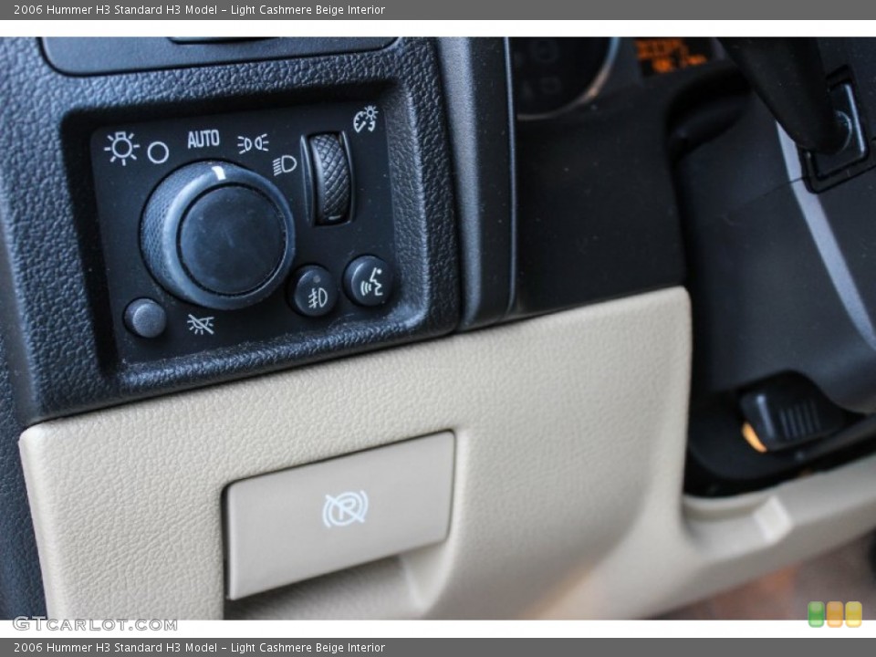 Light Cashmere Beige Interior Controls for the 2006 Hummer H3  #88571594