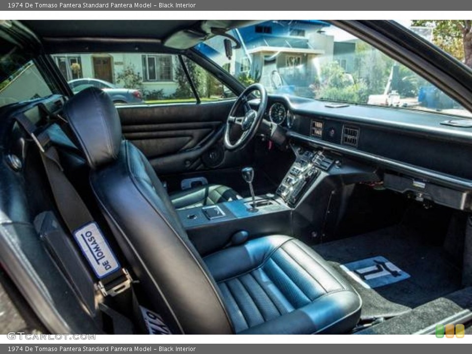 Black Interior Photo for the 1974 De Tomaso Pantera  #88578151