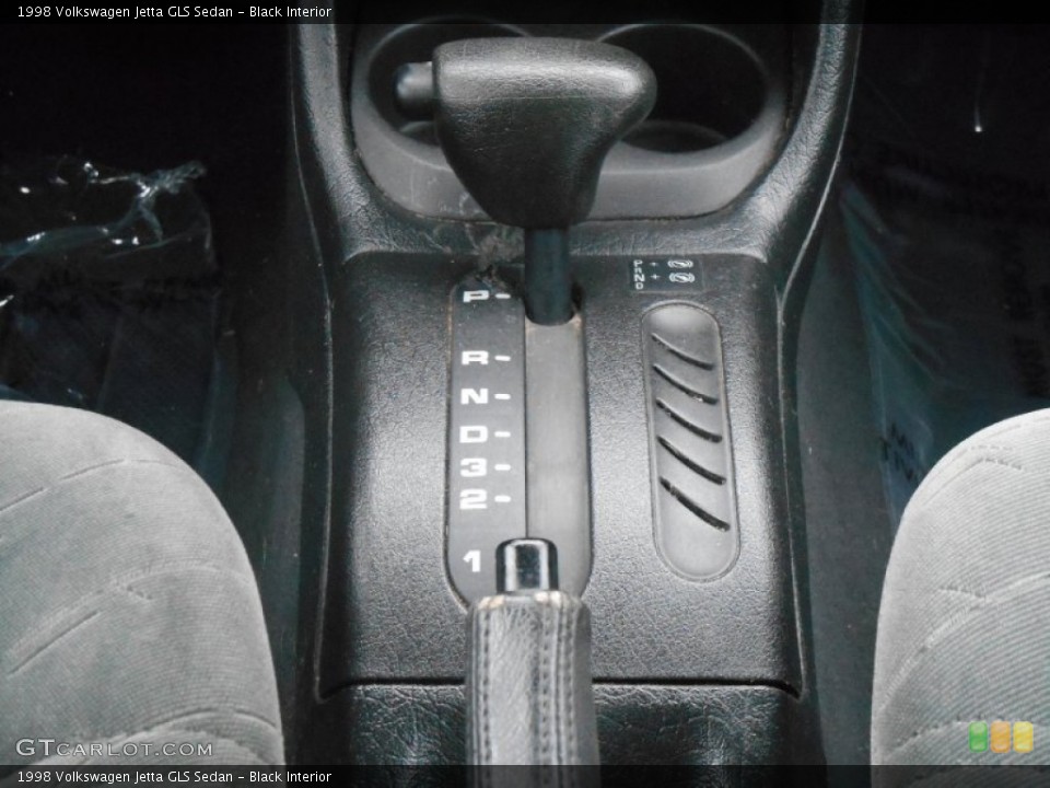 Black Interior Transmission for the 1998 Volkswagen Jetta GLS Sedan #88582009