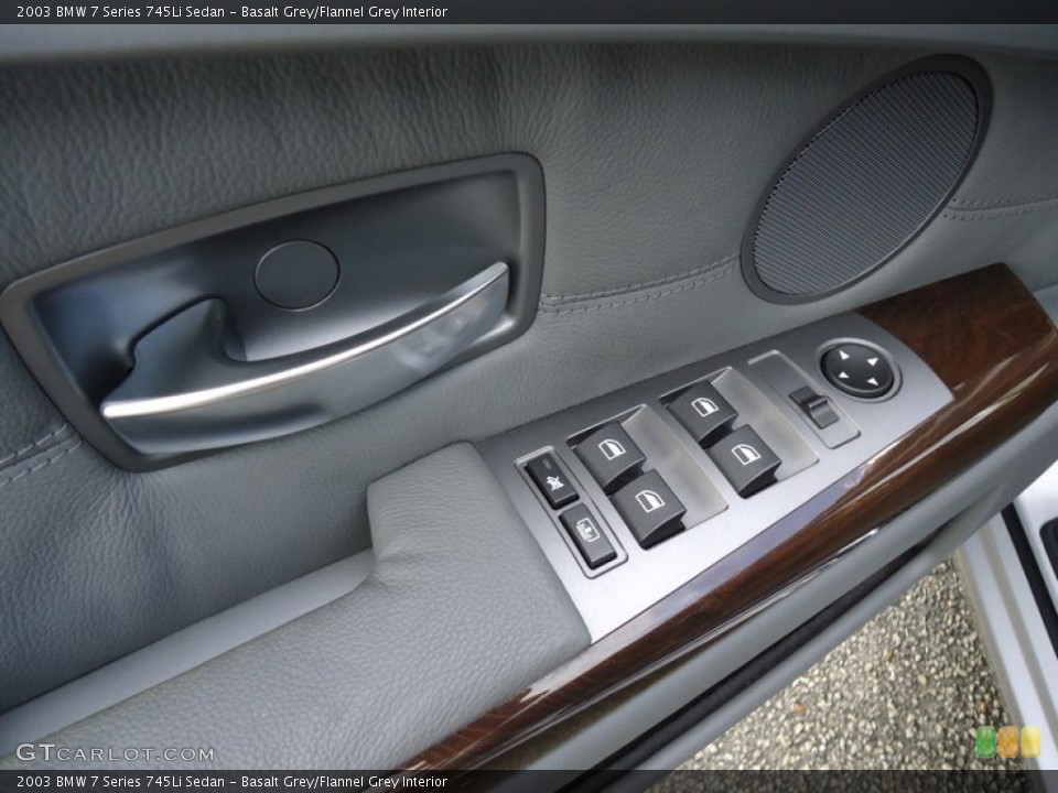 Basalt Grey/Flannel Grey Interior Controls for the 2003 BMW 7 Series 745Li Sedan #88594069