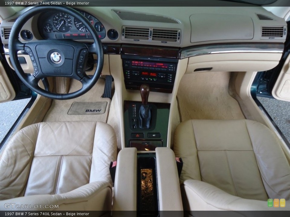 Beige Interior Photo for the 1997 BMW 7 Series 740iL Sedan #88598965
