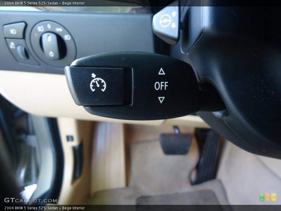 Beige Interior Controls for the 2004 BMW 5 Series 525i Sedan #88619221