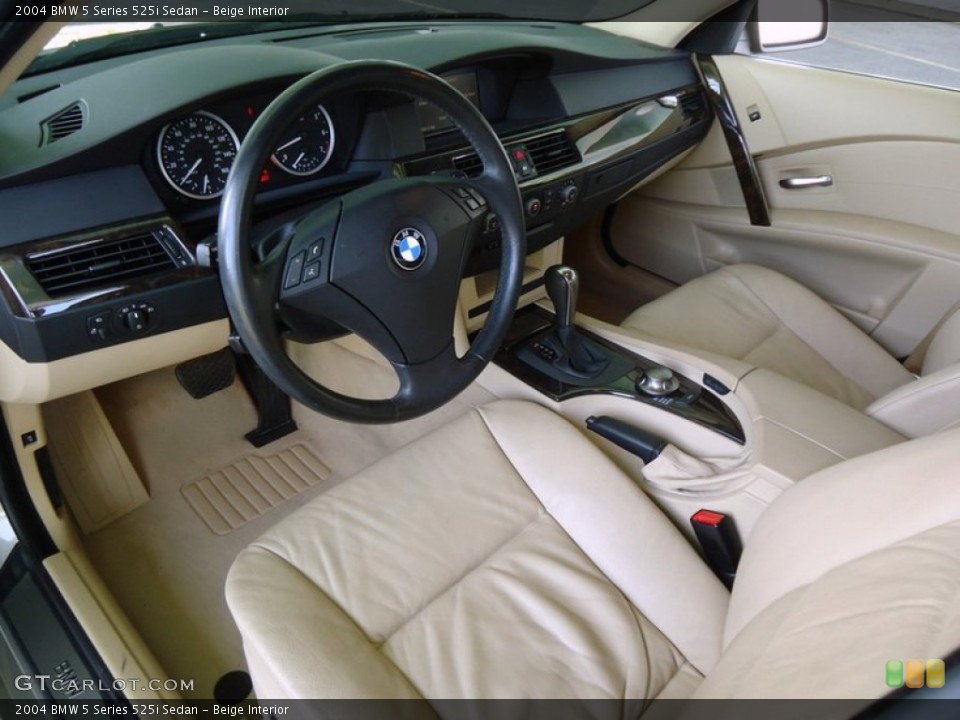 Beige Interior Photo for the 2004 BMW 5 Series 525i Sedan #88619254
