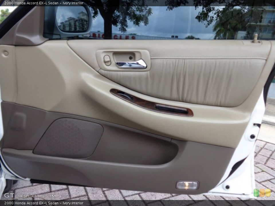 Ivory Interior Door Panel for the 2000 Honda Accord EX-L Sedan #88622407