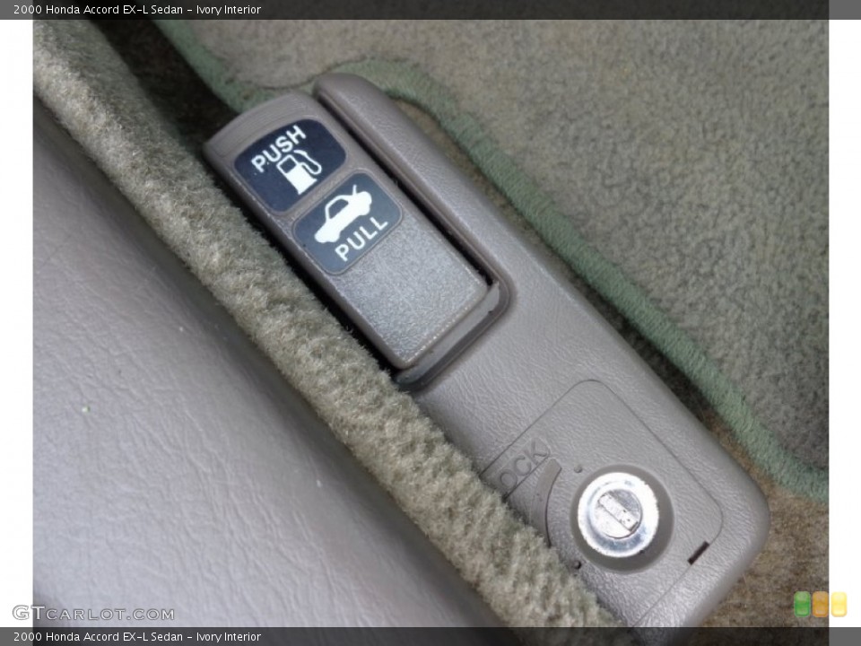 Ivory Interior Controls for the 2000 Honda Accord EX-L Sedan #88622461
