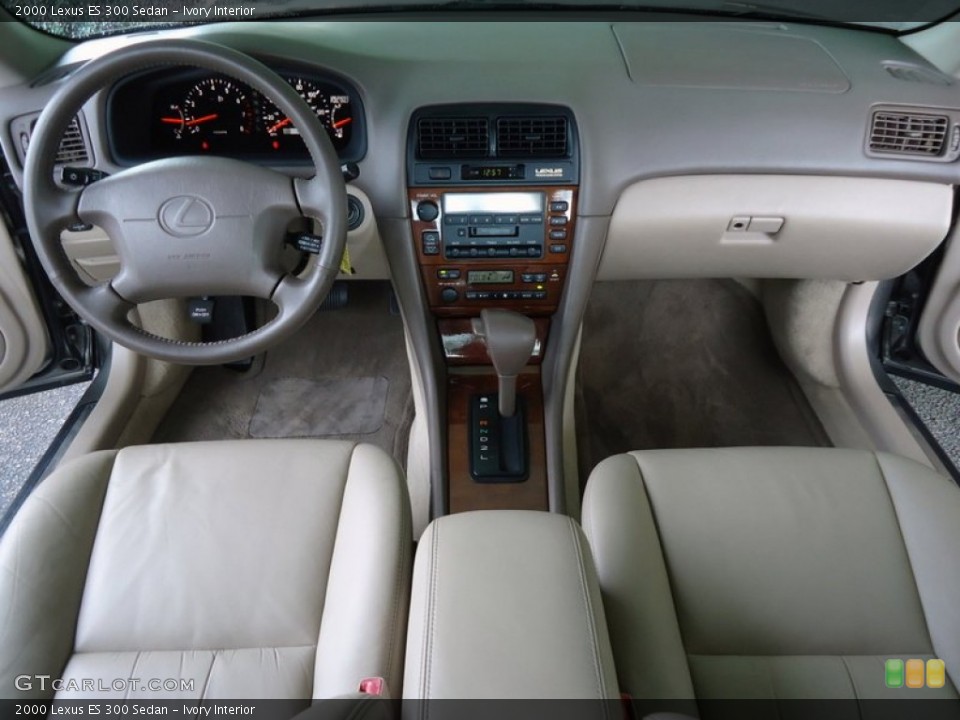 Ivory Interior Dashboard for the 2000 Lexus ES 300 Sedan #88632904
