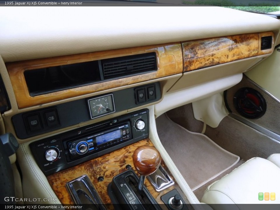Ivory Interior Controls for the 1995 Jaguar XJ XJS Convertible #88634980