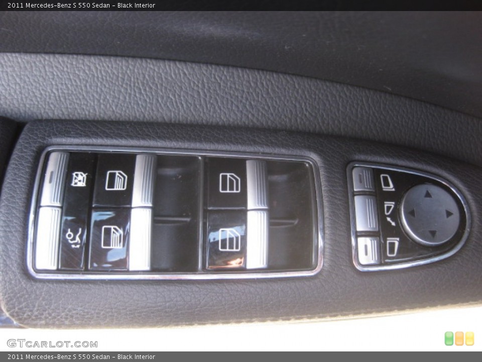 Black Interior Controls for the 2011 Mercedes-Benz S 550 Sedan #88643803