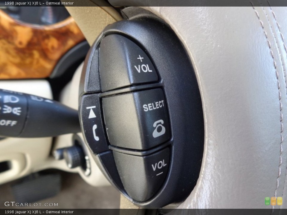 Oatmeal Interior Controls for the 1998 Jaguar XJ XJ8 L #88661944