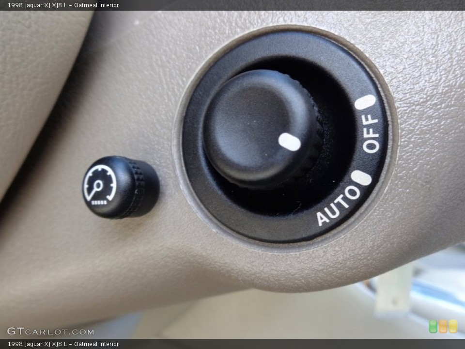 Oatmeal Interior Controls for the 1998 Jaguar XJ XJ8 L #88661999
