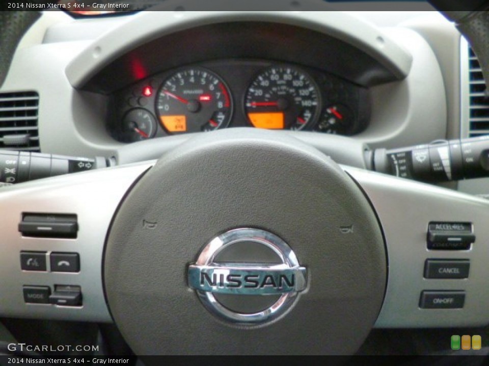 Gray Interior Controls for the 2014 Nissan Xterra S 4x4 #88687221