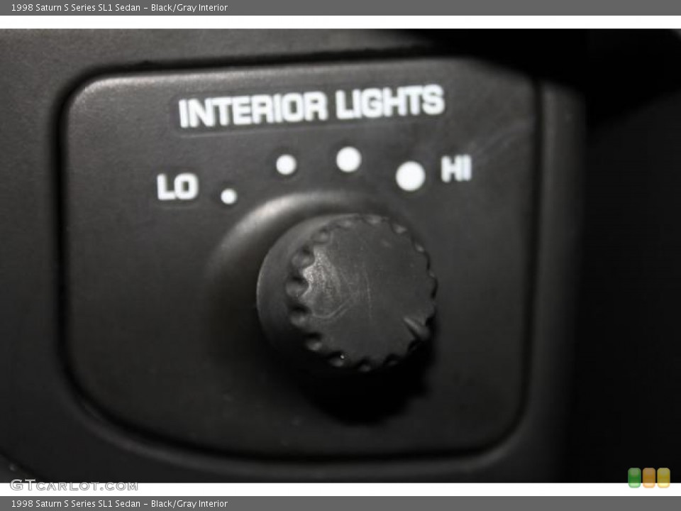 Black/Gray Interior Controls for the 1998 Saturn S Series SL1 Sedan #88690628