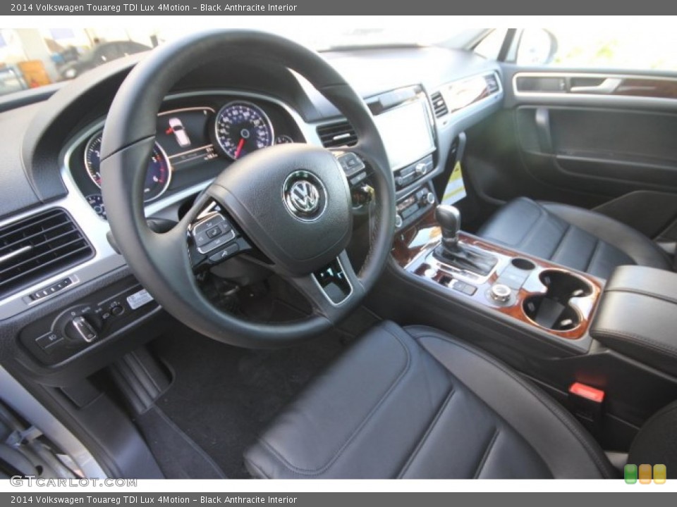 Black Anthracite Interior Photo for the 2014 Volkswagen Touareg TDI Lux 4Motion #88701964