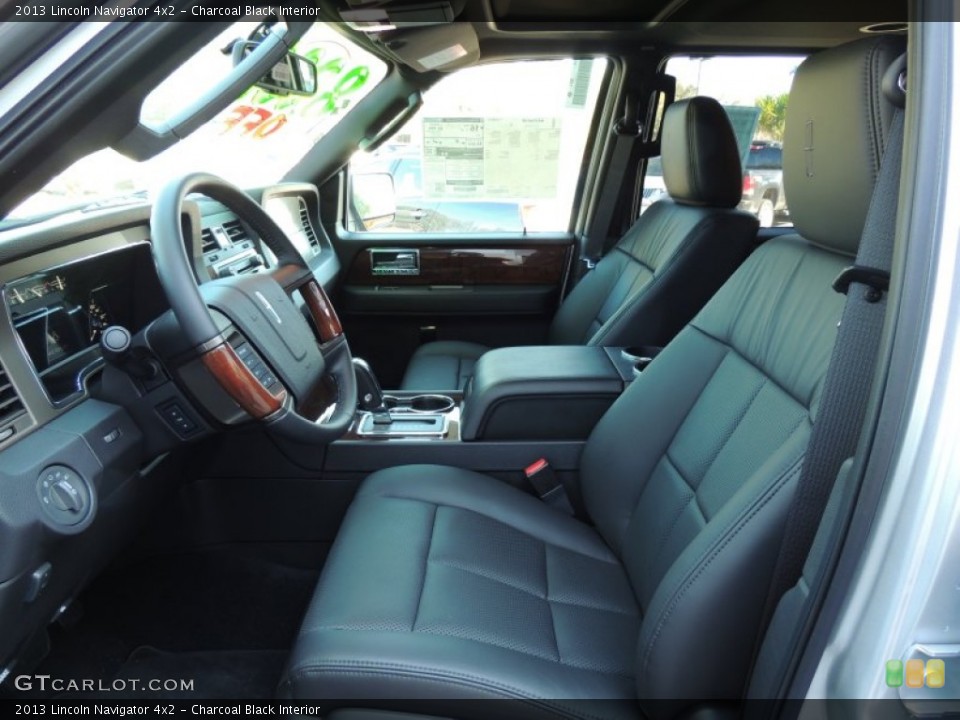 Charcoal Black 2013 Lincoln Navigator Interiors