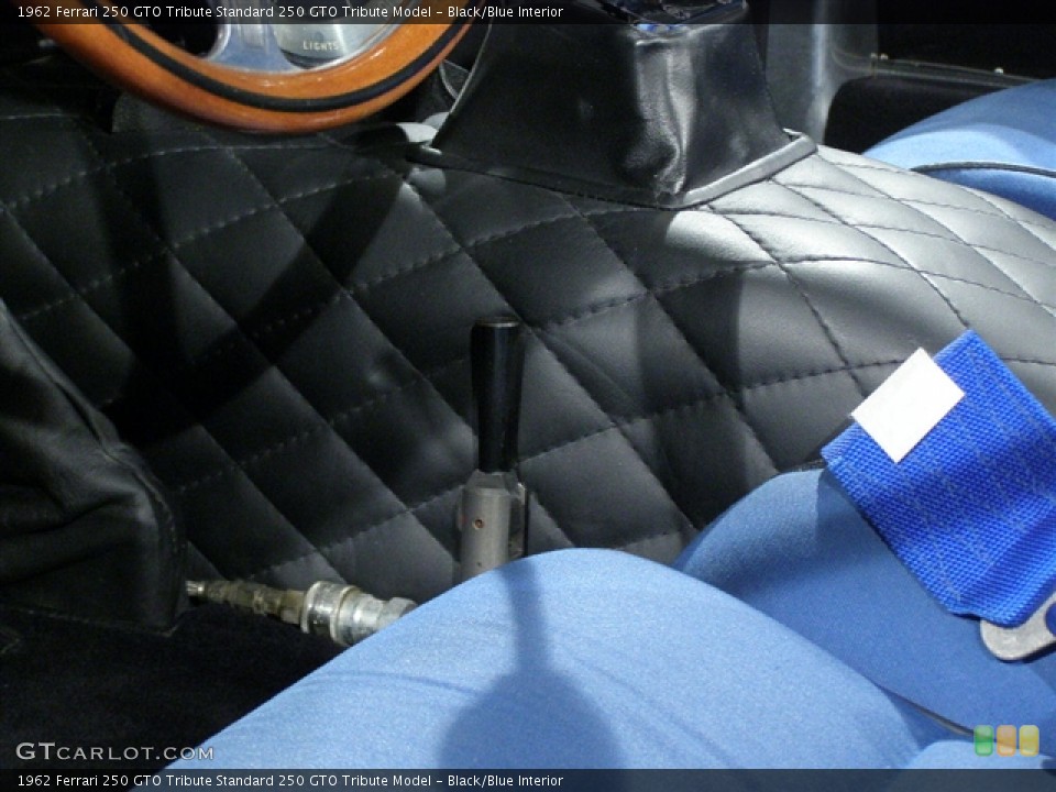 Black/Blue Interior Photo for the 1962 Ferrari 250 GTO Tribute  #88728