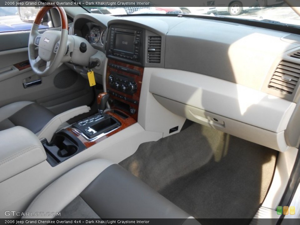 Dark Khaki/Light Graystone Interior Dashboard for the 2006 Jeep Grand Cherokee Overland 4x4 #88735548