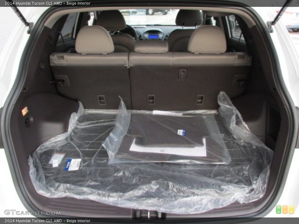 Beige Interior Trunk for the 2014 Hyundai Tucson GLS AWD #88753770