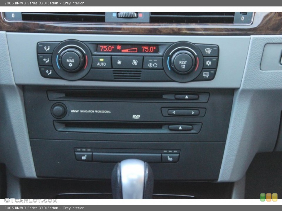 Grey Interior Controls for the 2006 BMW 3 Series 330i Sedan #88756266