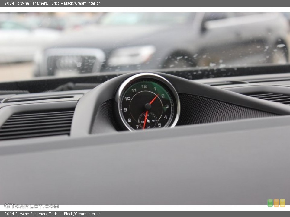 Black/Cream Interior Gauges for the 2014 Porsche Panamera Turbo #88759452
