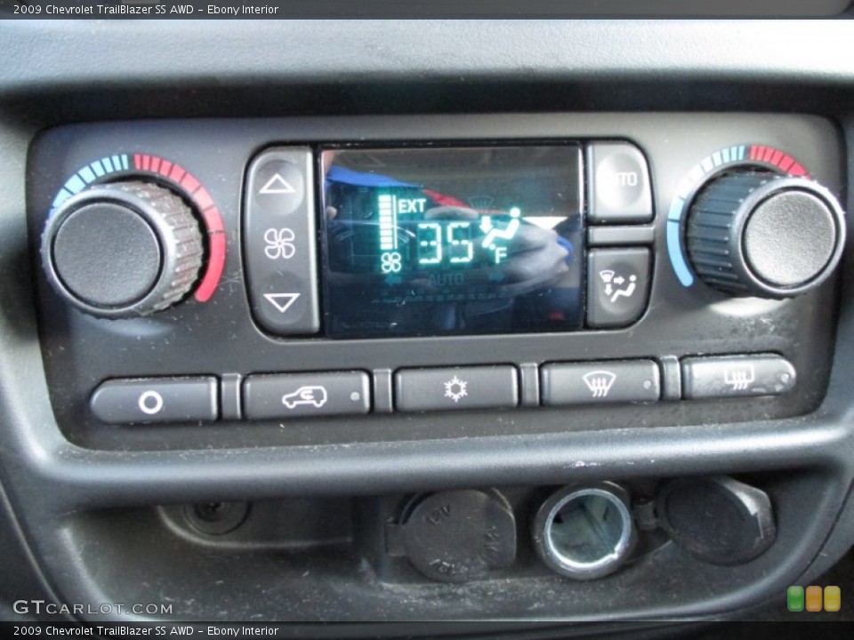 Ebony Interior Controls for the 2009 Chevrolet TrailBlazer SS AWD #88759869