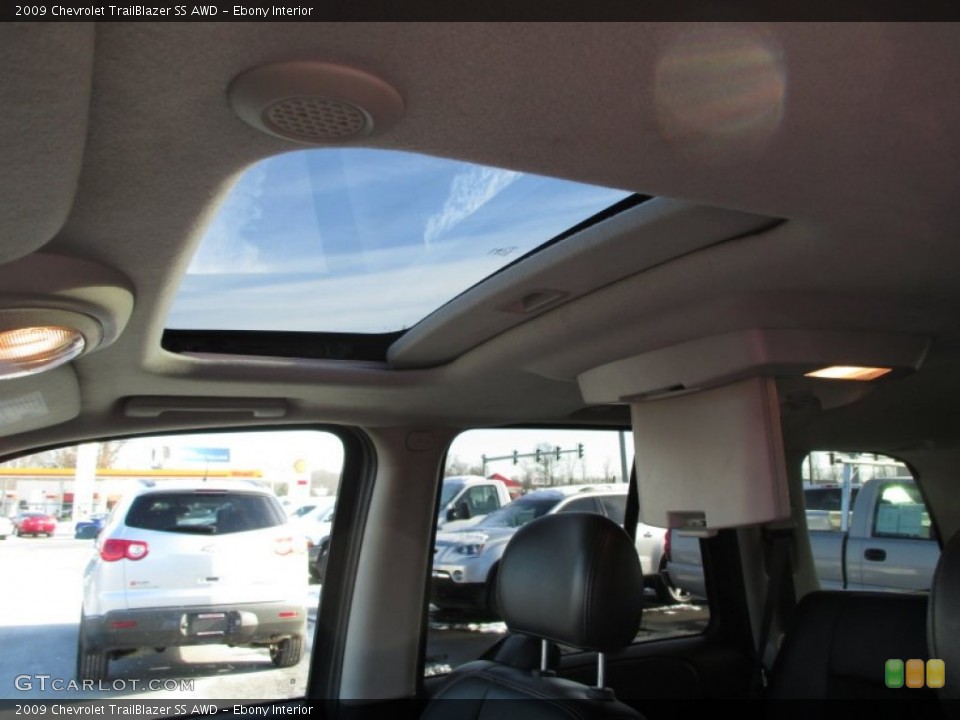 Ebony Interior Sunroof for the 2009 Chevrolet TrailBlazer SS AWD #88760109