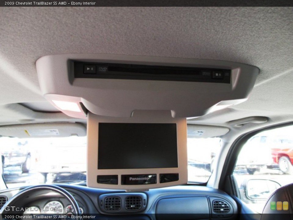 Ebony Interior Entertainment System for the 2009 Chevrolet TrailBlazer SS AWD #88760166