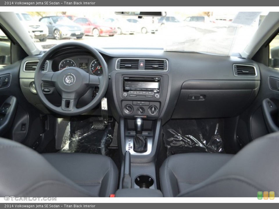 Titan Black Interior Dashboard for the 2014 Volkswagen Jetta SE Sedan #88777955
