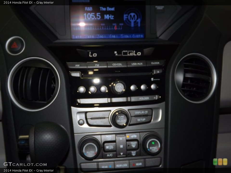 Gray Interior Controls for the 2014 Honda Pilot EX #88823212