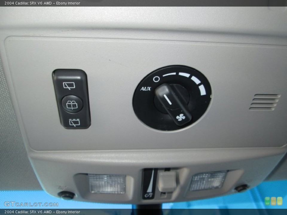 Ebony Interior Controls for the 2004 Cadillac SRX V6 AWD #88828819