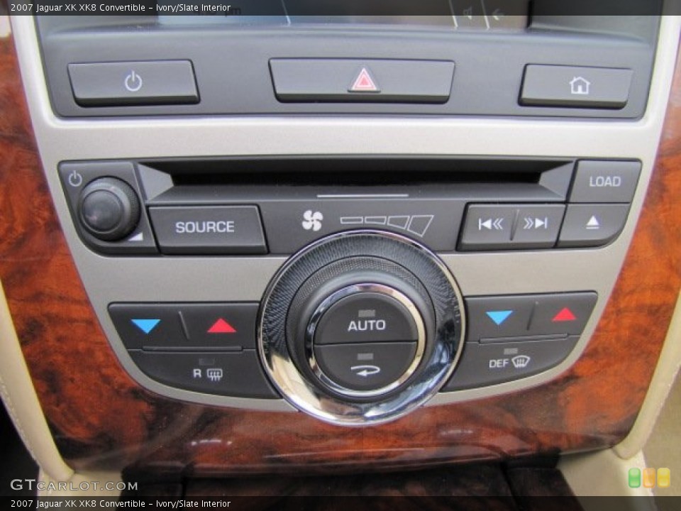 Ivory/Slate Interior Controls for the 2007 Jaguar XK XK8 Convertible #88841650