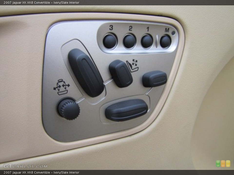 Ivory/Slate Interior Controls for the 2007 Jaguar XK XK8 Convertible #88841917