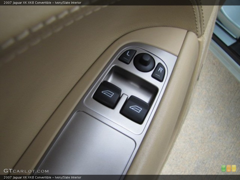 Ivory/Slate Interior Controls for the 2007 Jaguar XK XK8 Convertible #88841932