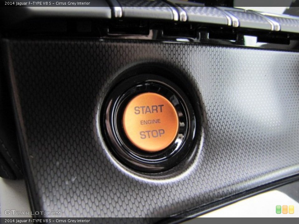 Cirrus Grey Interior Controls for the 2014 Jaguar F-TYPE V8 S #88845154