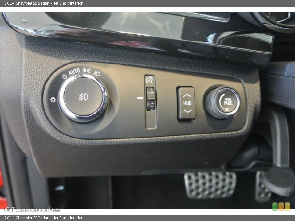 Jet Black Interior Controls for the 2014 Chevrolet SS Sedan #88854508