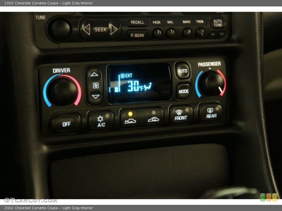 Light Gray Interior Controls for the 2002 Chevrolet Corvette Coupe #88859209