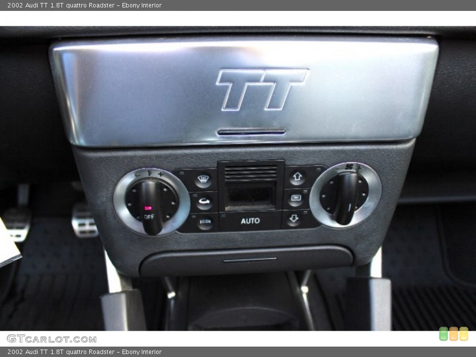 Ebony Interior Controls for the 2002 Audi TT 1.8T quattro Roadster #88859896