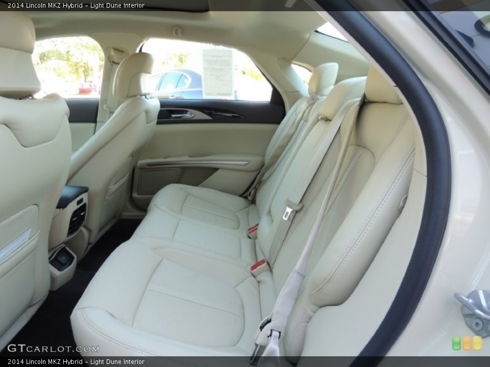 Light Dune Interior Rear Seat for the 2014 Lincoln MKZ Hybrid #88922939