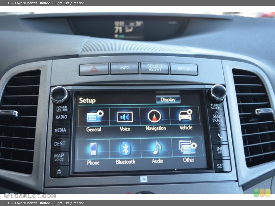 Light Gray Interior Controls for the 2014 Toyota Venza Limited #88923986