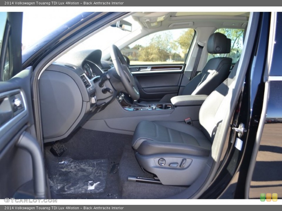 Black Anthracite Interior Photo for the 2014 Volkswagen Touareg TDI Lux 4Motion #88946271