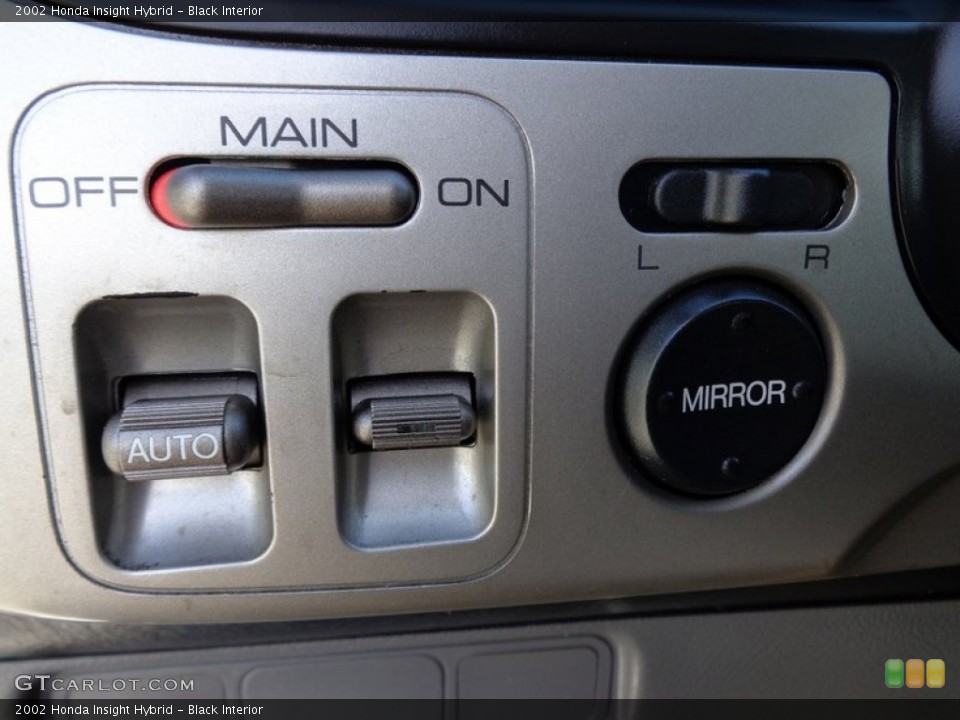 Black Interior Controls for the 2002 Honda Insight Hybrid #88958843