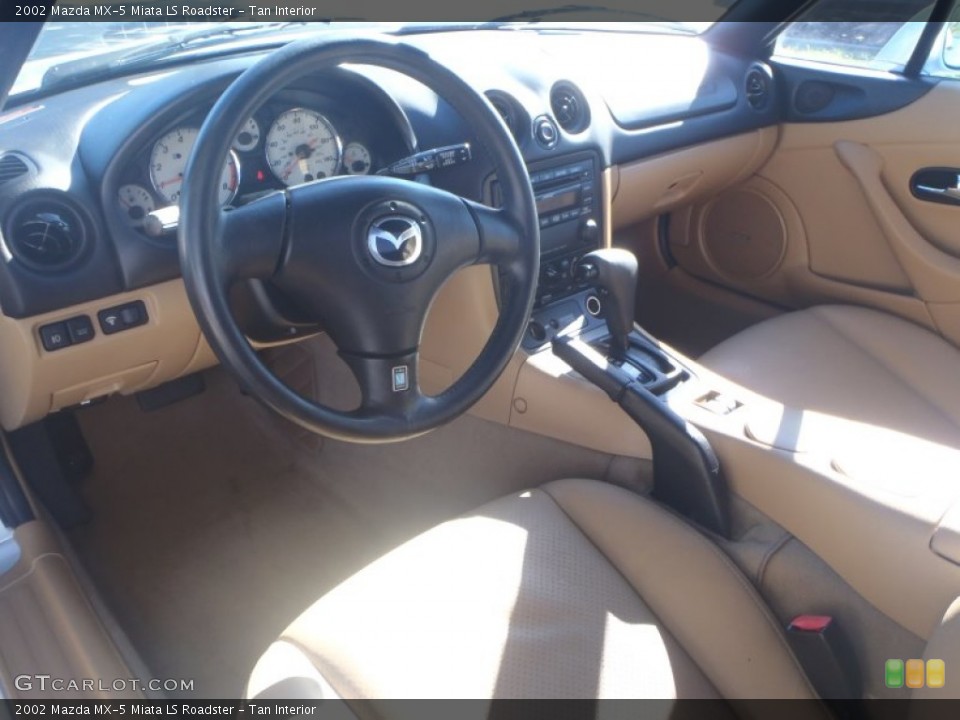 Tan Interior Photo for the 2002 Mazda MX-5 Miata LS Roadster #88961626