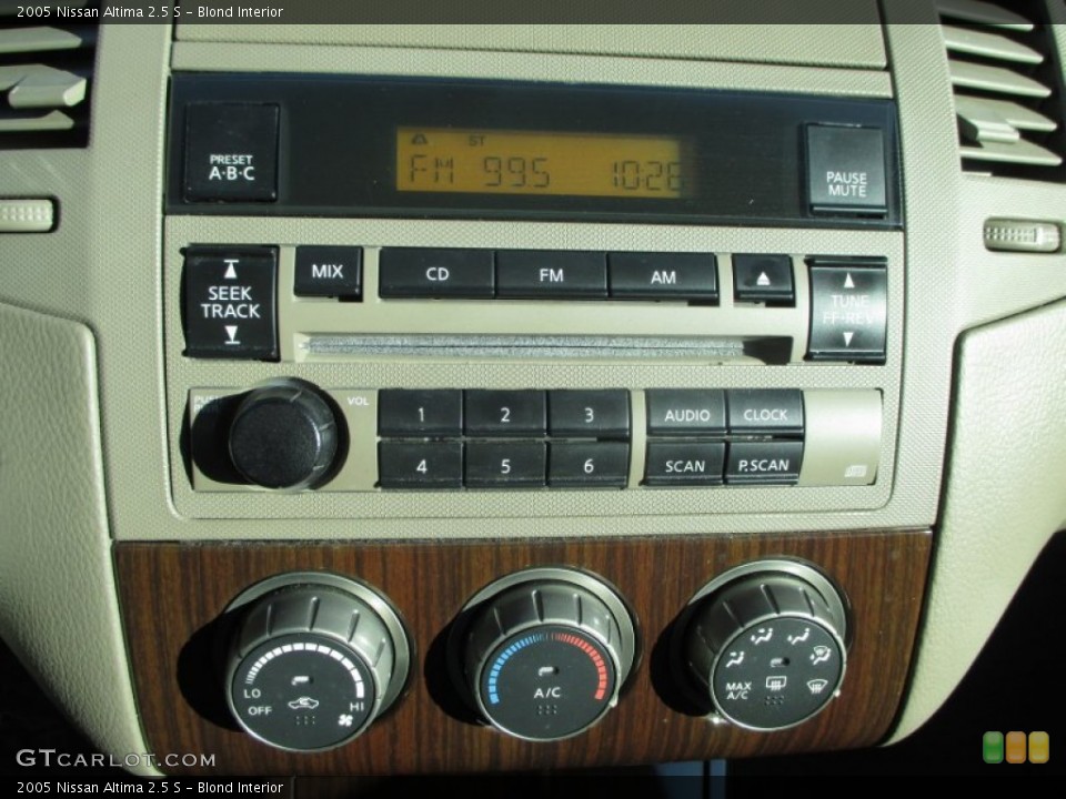 Blond Interior Controls for the 2005 Nissan Altima 2.5 S #88972075