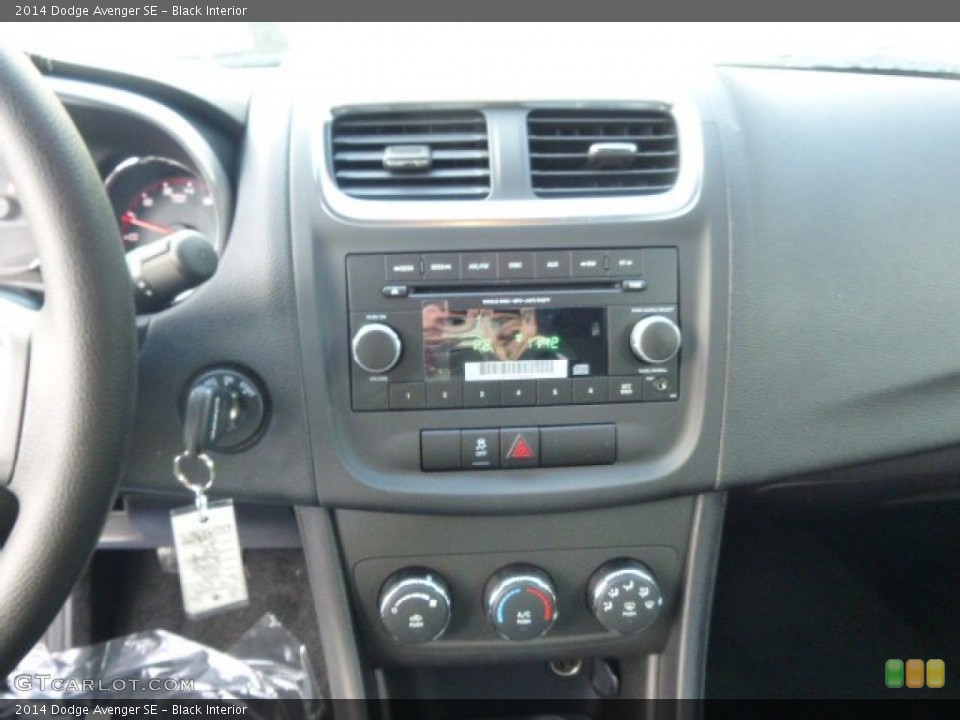 Black Interior Controls for the 2014 Dodge Avenger SE #88973020