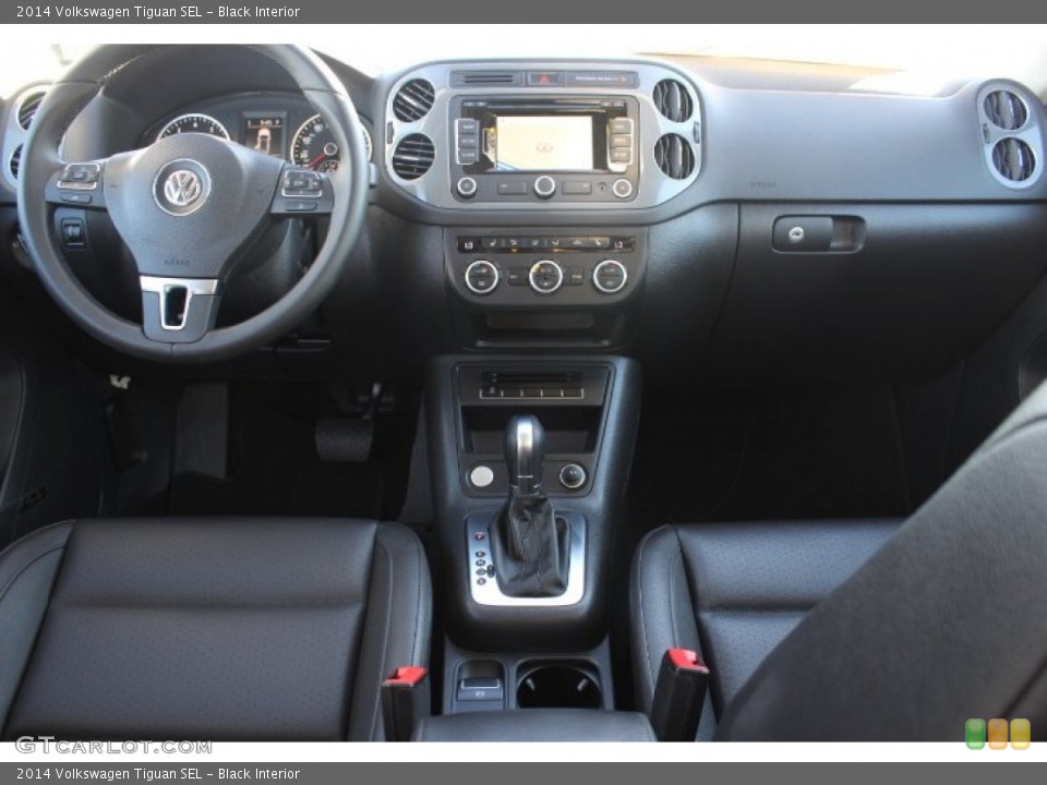 Black Interior Dashboard for the 2014 Volkswagen Tiguan SEL #88978708