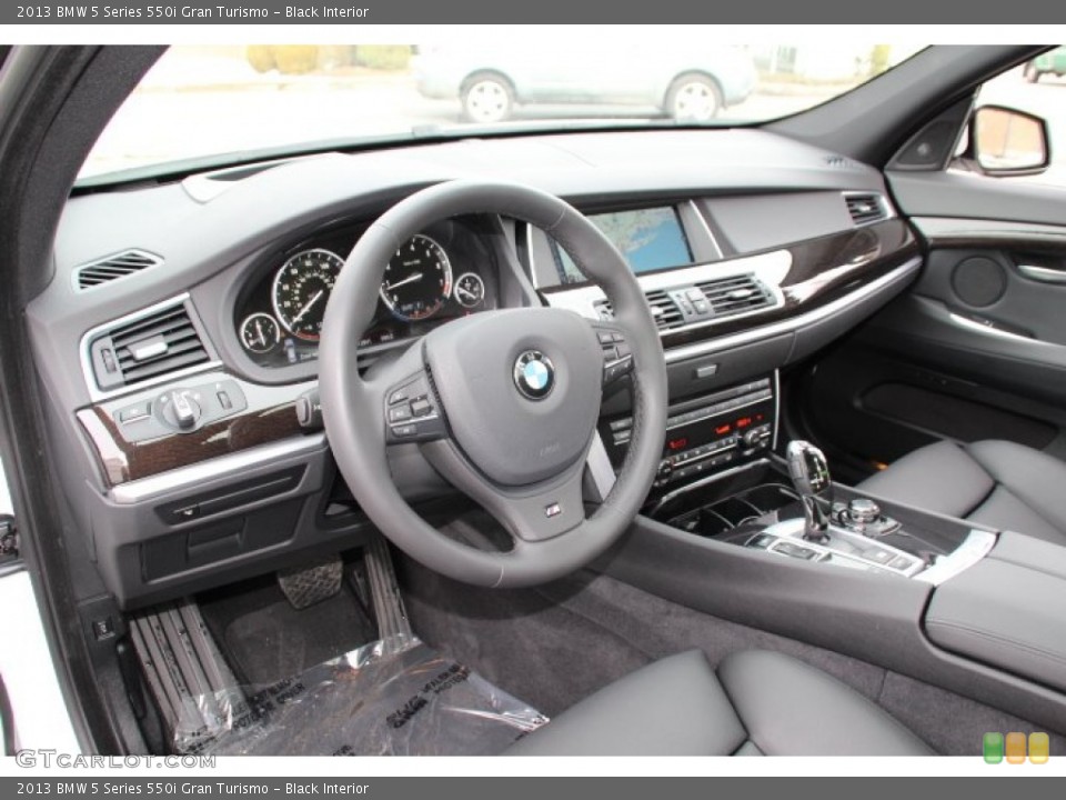 Black 2013 BMW 5 Series Interiors