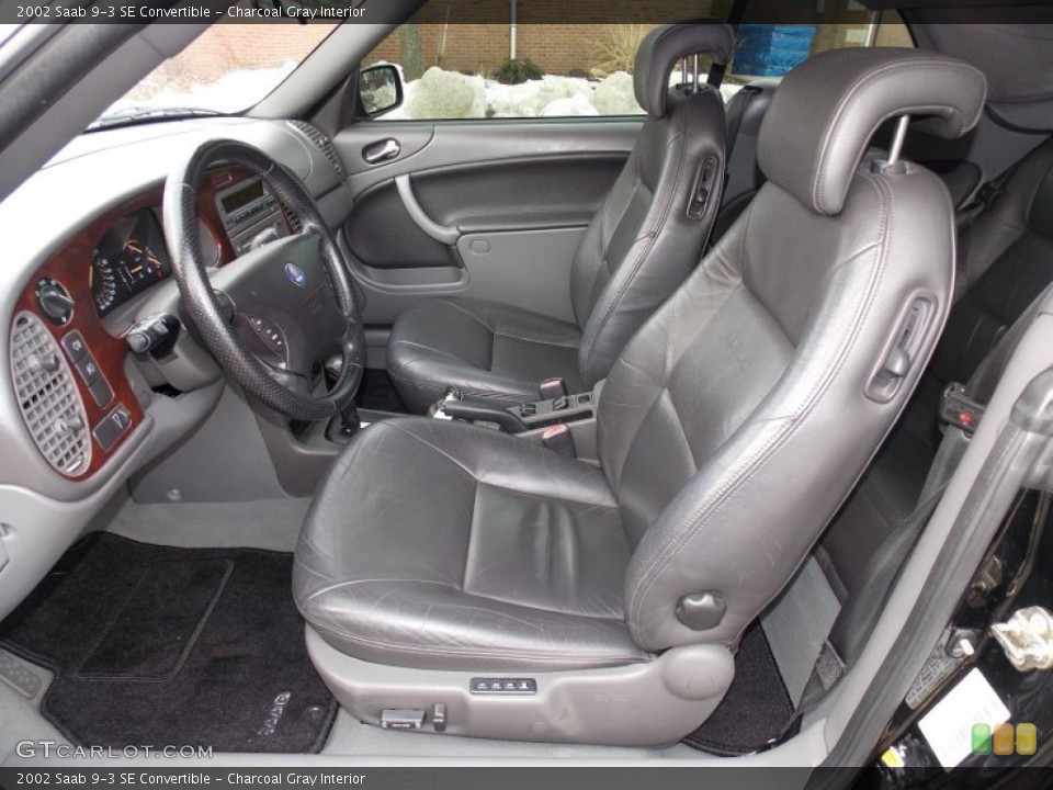 Charcoal Gray Interior Photo for the 2002 Saab 9-3 SE Convertible #89097926