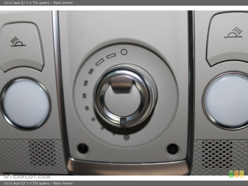 Black Interior Controls for the 2010 Audi Q7 3.0 TDI quattro #89110103