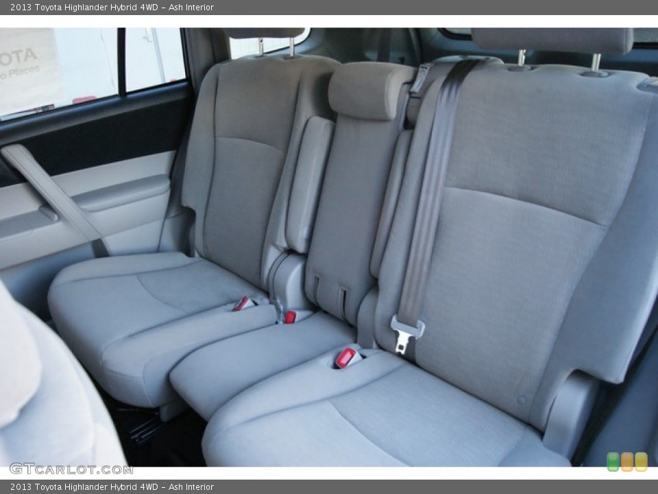 Ash Interior Rear Seat for the 2013 Toyota Highlander Hybrid 4WD #89150502