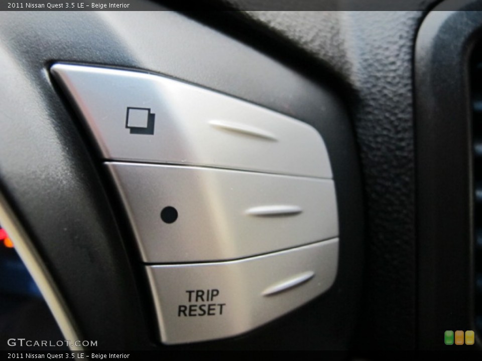 Beige Interior Controls for the 2011 Nissan Quest 3.5 LE #89151108